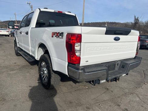 Used 2022 Ford F250 XL w/ STX Appearance Package image 3