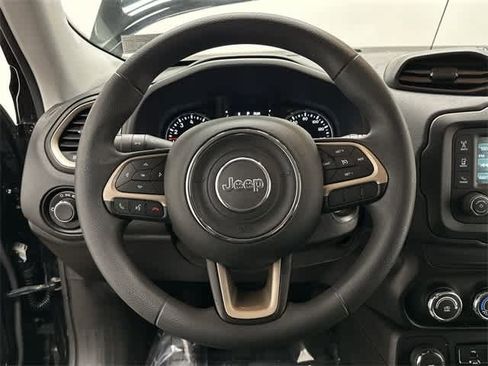 Used 2017 Jeep Renegade Sport w/ Power & Air Group image 7