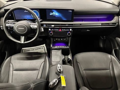 Certified 2025 Hyundai Tucson Limited FWD image 13