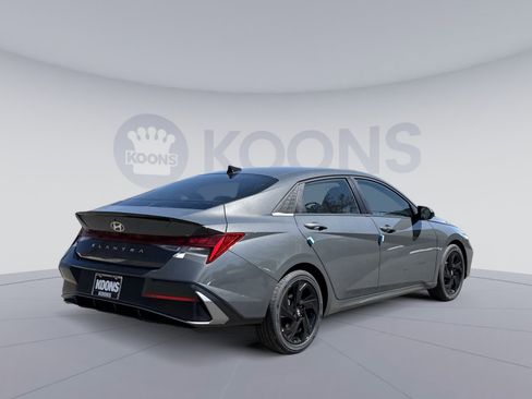 New 2026 Hyundai Elantra SEL Sport Premium FWD image 7
