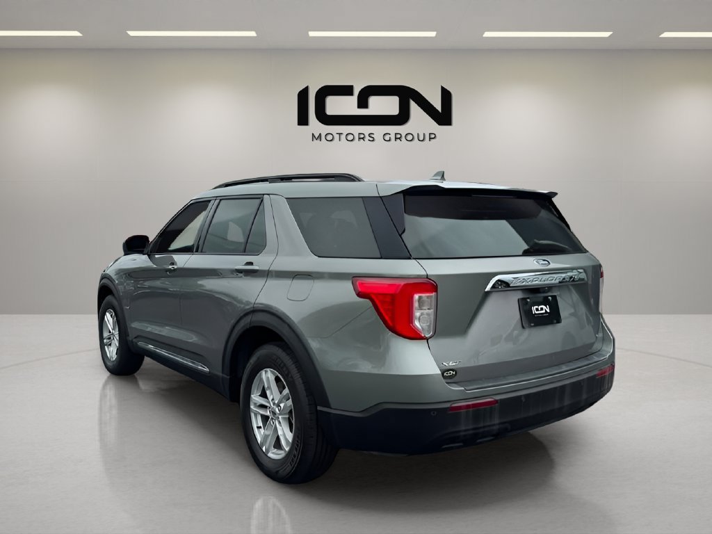 Used 2020 Ford Explorer XLT w/ Comfort Package AWD/4WD image 3