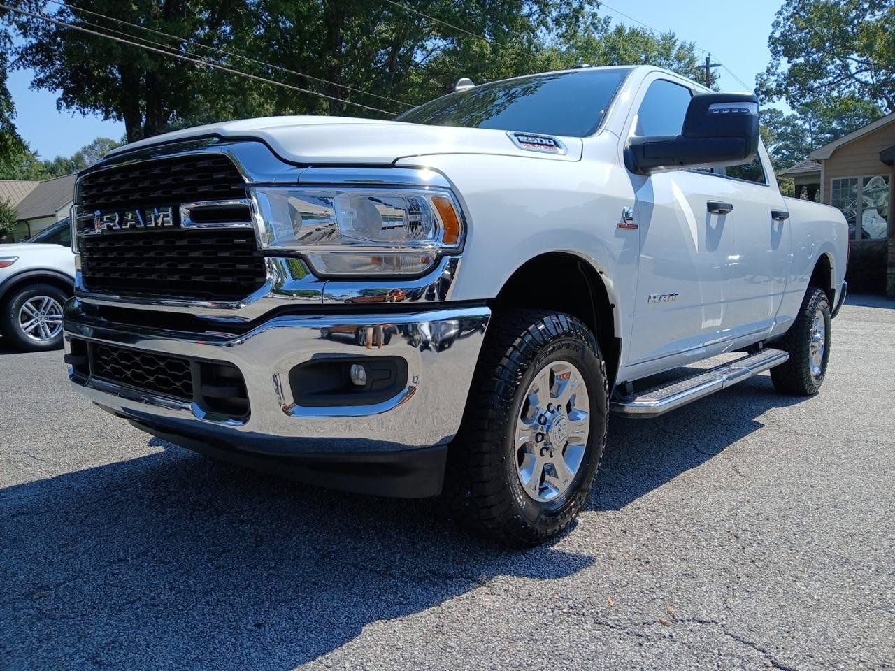 Used 2024 RAM 2500 Big Horn AWD/4WD image 2