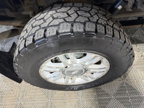 Used 2010 Ford F150 Lariat image 17