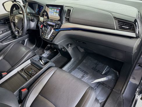 Used 2023 Honda Odyssey Touring image 28