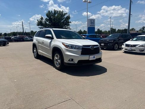 Used 2016 Toyota Highlander Limited Platinum w/ Protection Package #3 AWD/4WD image 3