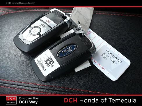 Used 2023 Ford Escape ST-Line w/ Tech Pack #1 FWD image 8