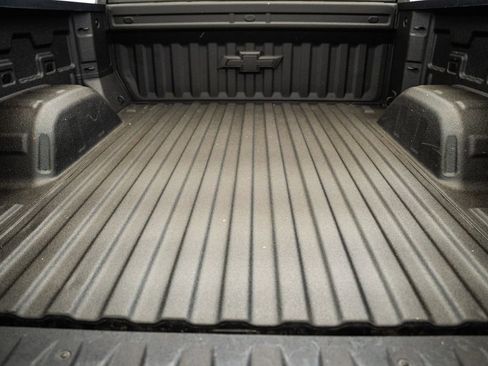 Used 2019 Chevrolet Silverado 1500 RST AWD/4WD image 10