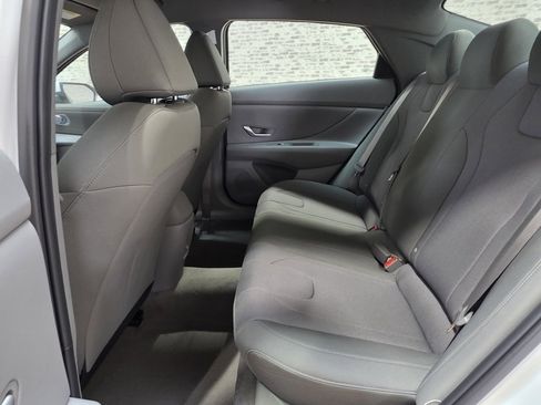 New 2026 Hyundai Elantra SE image 11