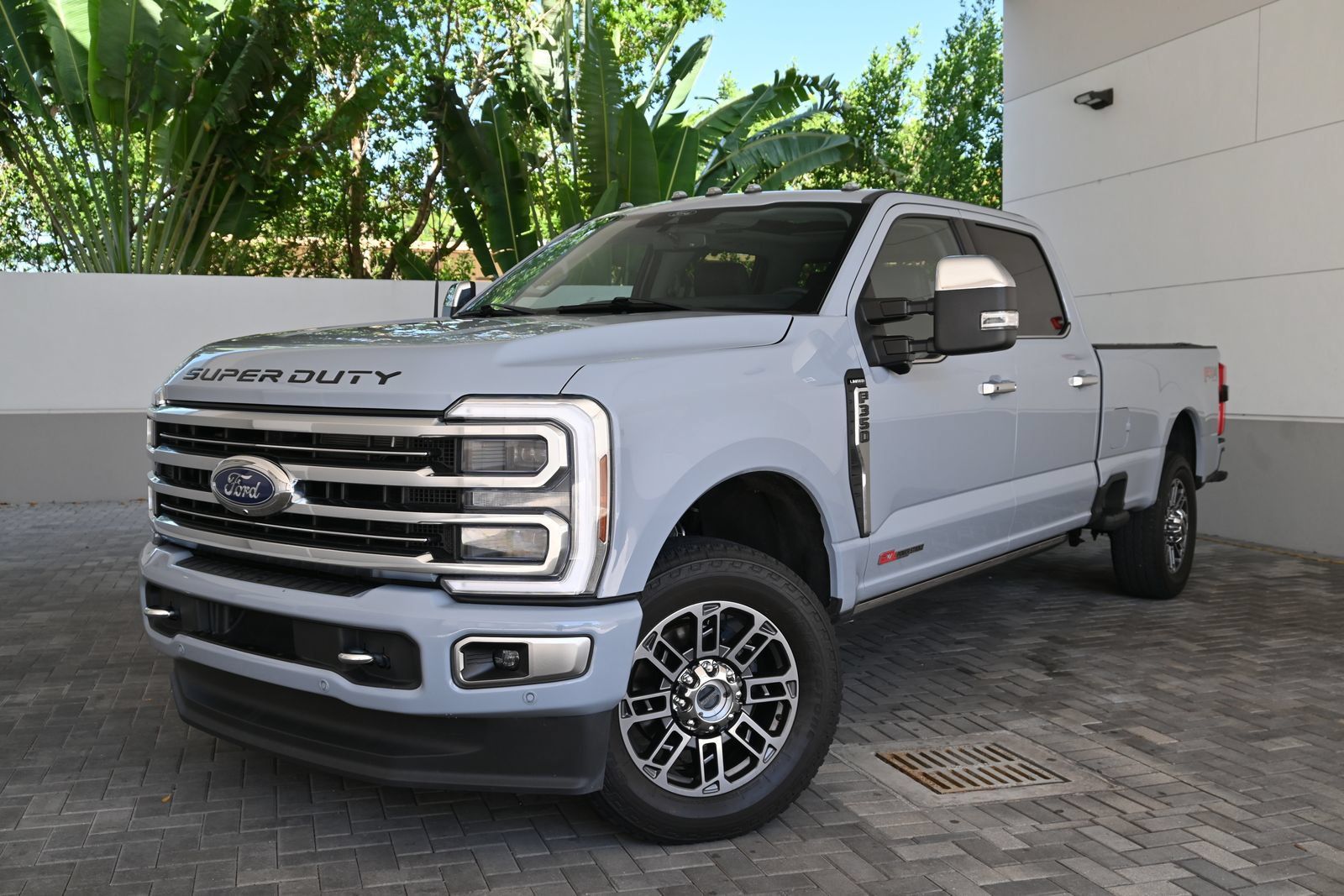 Used 2024 Ford F350 Limited w/ FX4 Off-Road Package AWD/4WD image 1