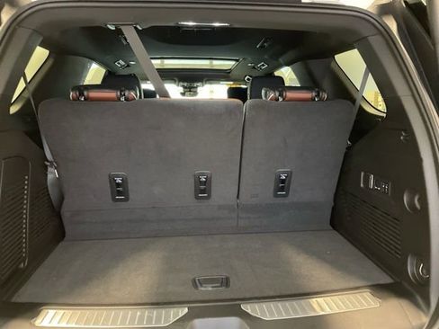 Used 2024 GMC Yukon Denali Ultimate image 26