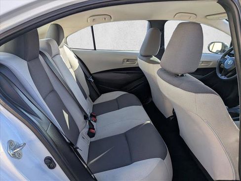 Used 2023 Toyota Corolla LE image 17
