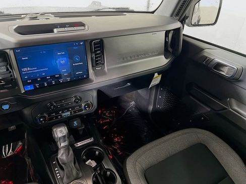 Used 2025 Ford Bronco Big Bend image 20