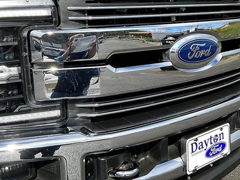 Used 2017 Ford F250 Lariat w/ Lariat Ultimate Package image 31