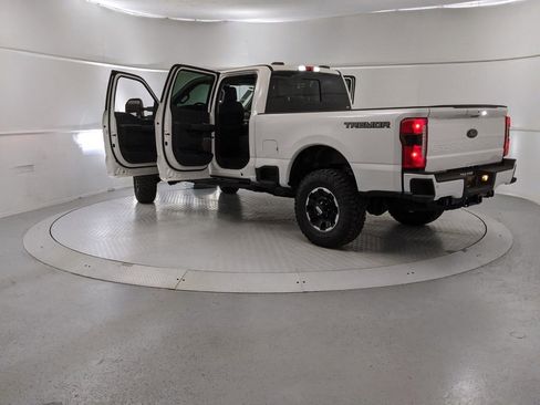 New 2025 Ford F250 Lariat w/ Lariat Ultimate Package image 10