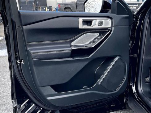 Used 2023 Ford Explorer ST w/ Equipment Group 401A image 25