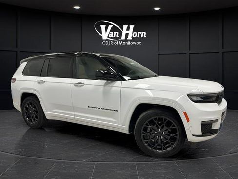 Used 2024 Jeep Grand Cherokee L Summit AWD/4WD image 1