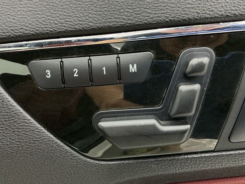 Used 2013 Mercedes-Benz E 550 Coupe image 38