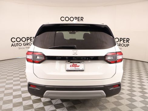 Used 2025 Honda Pilot EX-L image 22