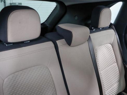 Used 2021 Ford Escape SE image 27