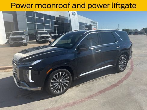 Used 2024 Hyundai Palisade Calligraphy FWD image 1