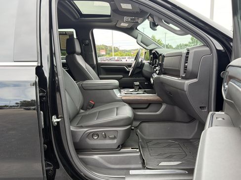 Used 2024 GMC Sierra 1500 SLT w/ SLT Premium Plus Package AWD/4WD image 33