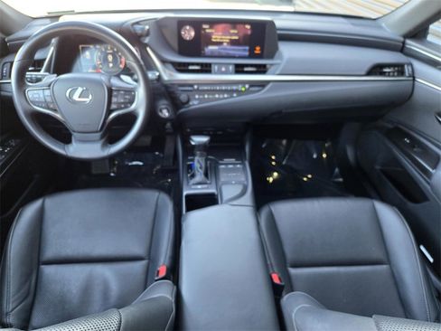 Used 2019 Lexus ES 350 image 12
