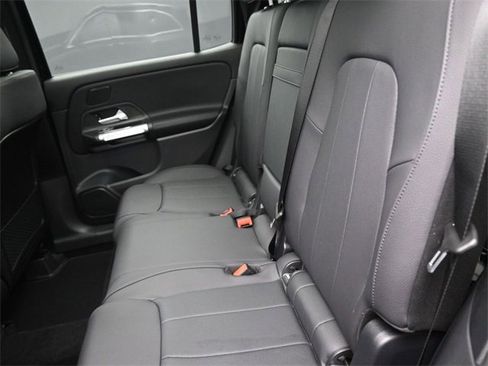 New 2026 Mercedes-Benz GLB 250 image 14