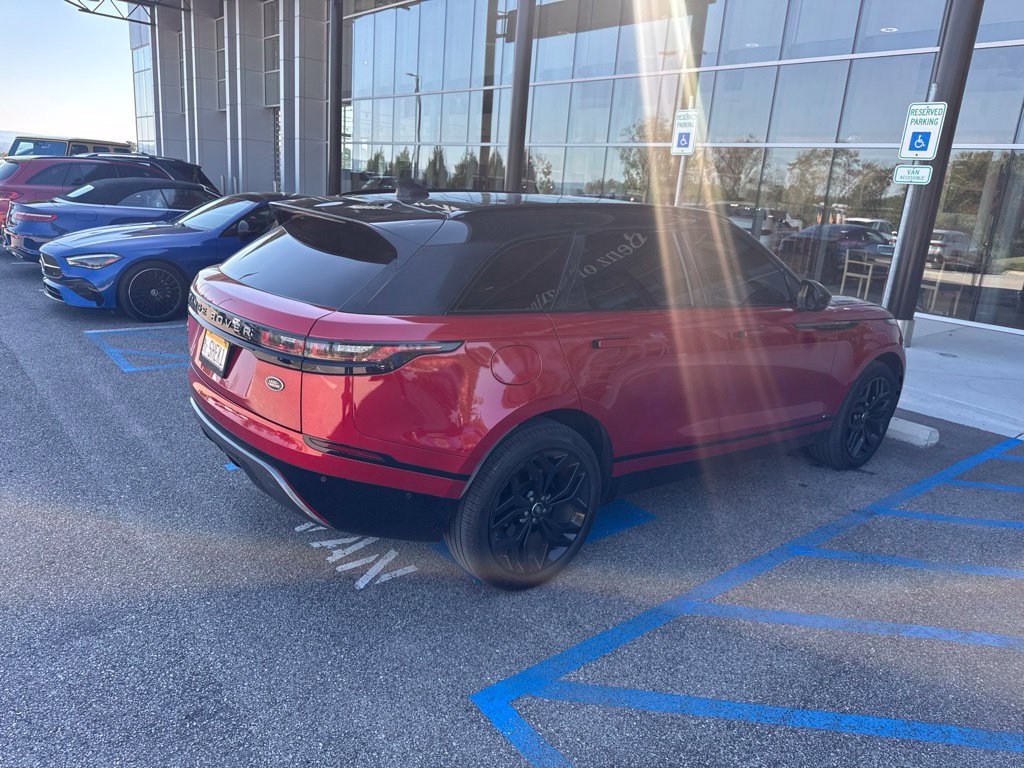 Used 2019 Land Rover Range Rover Velar R-Dynamic SE AWD/4WD image 6