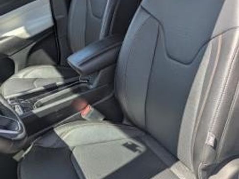 Used 2022 Jeep Compass Limited w/ Elite Group AWD/4WD image 7