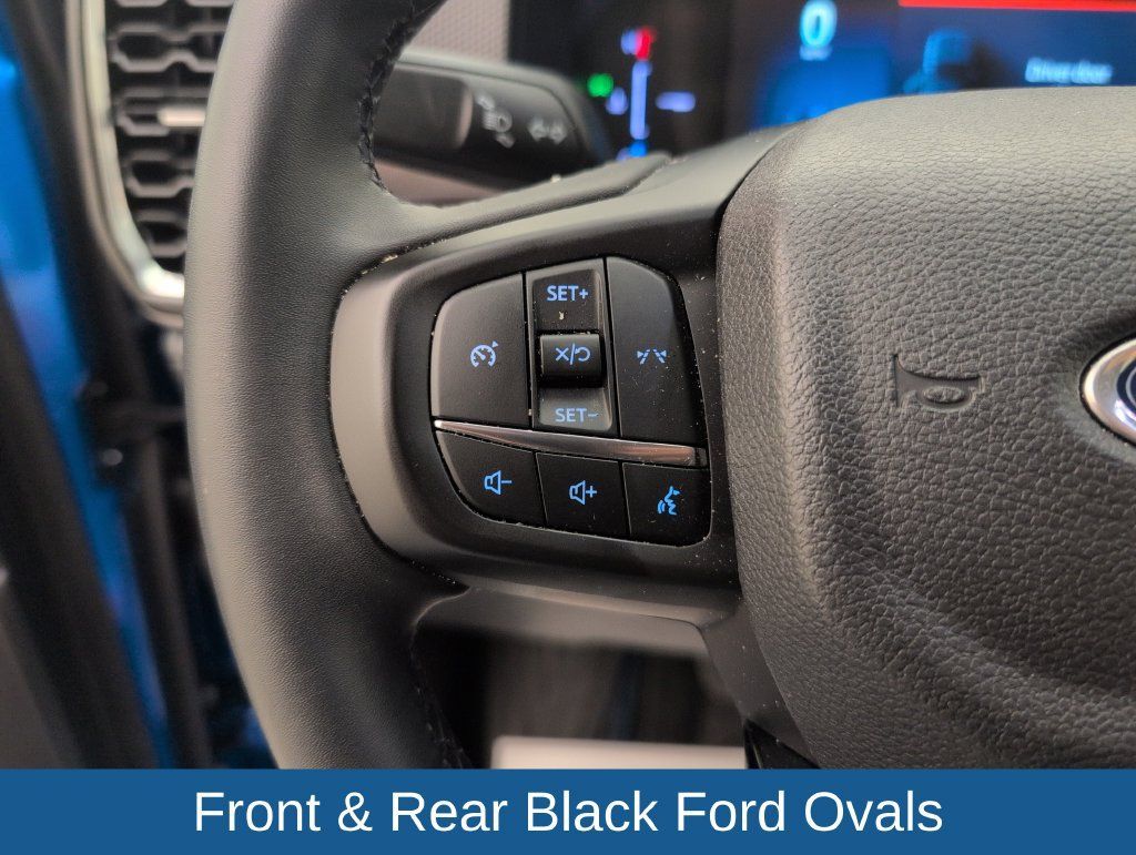 Used 2025 Ford Ranger XLT w/ Black Appearance Package AWD/4WD image 36