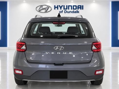 Used 2021 Hyundai Venue SEL w/ Cargo Package FWD image 6