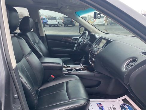 Used 2016 Nissan Pathfinder SL w/ SL Premium Package image 15