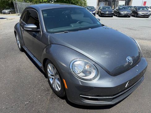 Used 2014 Volkswagen Beetle TDI FWD image 5