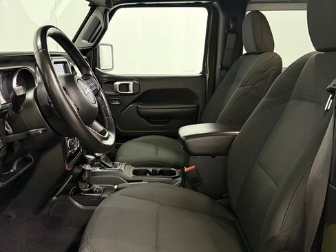 Used 2023 Jeep Wrangler Sport S image 13