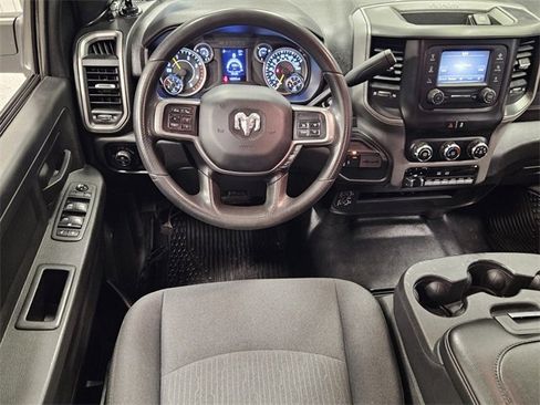 Used 2021 RAM 5500 Tradesman w/ Chrome Appearance Group image 17