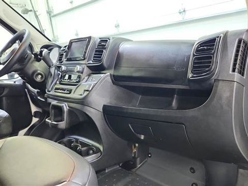 Used 2014 Nissan Frontier SV RWD image 42