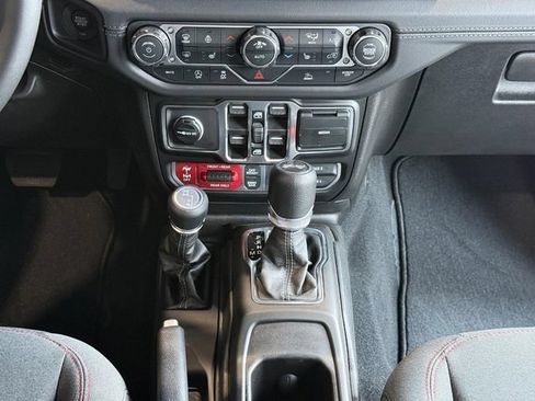 New 2026 Jeep Wrangler Unlimited Rubicon AWD/4WD image 25
