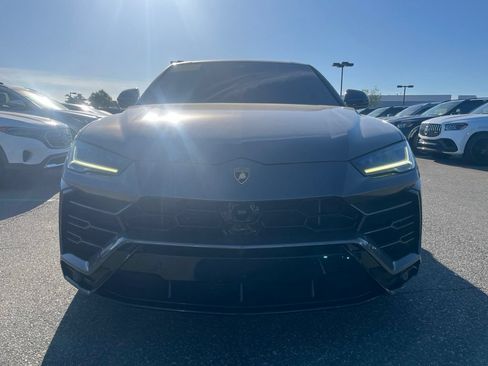 Used 2021 Lamborghini Urus AWD/4WD image 3