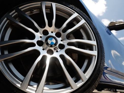 Used 2016 BMW 340i Sedan RWD image 33