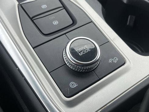 Certified 2023 Ford Explorer XLT w/ Equipment Group 202A image 20