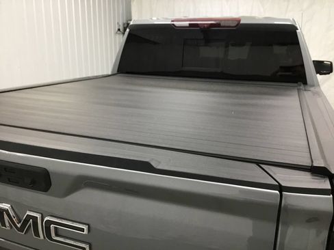 Used 2023 GMC Sierra 1500 AT4X AWD/4WD image 18