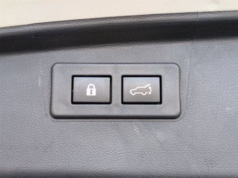 Used 2024 Subaru Outback Wilderness image 13