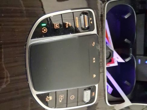 Used 2022 Mercedes-Benz GLC 300 image 18