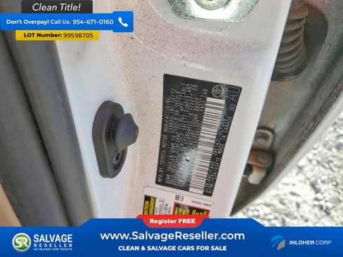 Used 2012 Toyota Corolla L image 16