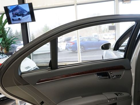 Used 2008 Mercedes-Benz S 550 4MATIC w/ AMG Sport Pkg image 51