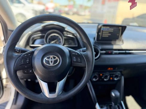 Used 2017 Toyota Yaris iA FWD image 48