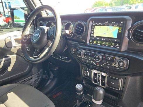 Used 2022 Jeep Wrangler Unlimited Sport AWD/4WD image 14