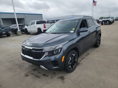 Used 2024 Kia Seltos EX