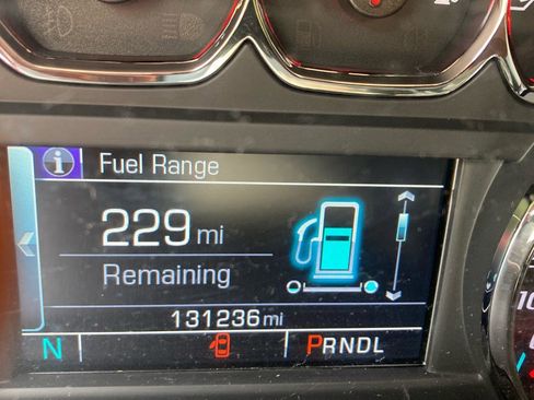 Used 2017 GMC Sierra 1500 SLE w/ SLE Value Package image 10