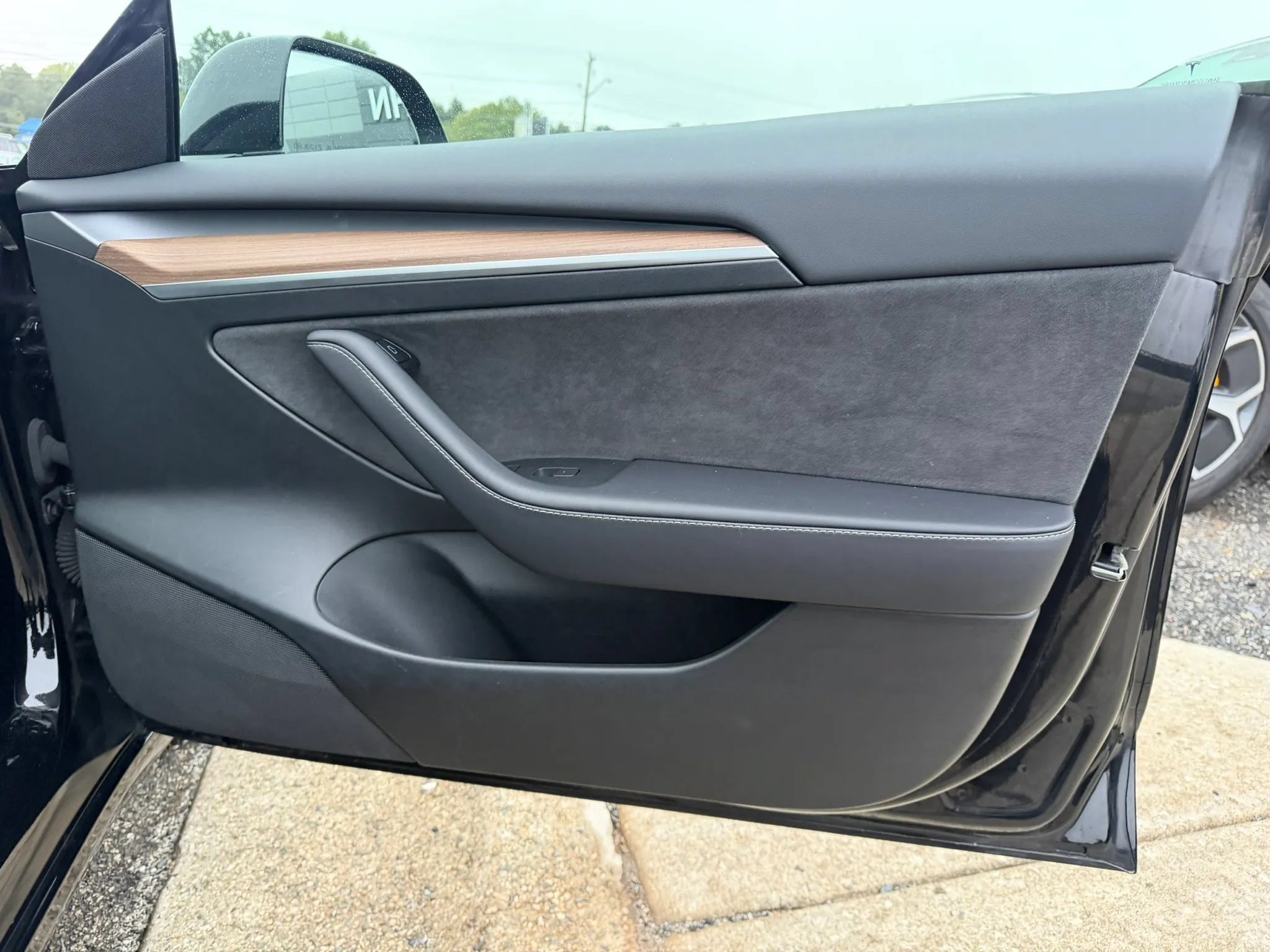Used 2023 Tesla Model 3 Standard Range RWD image 15
